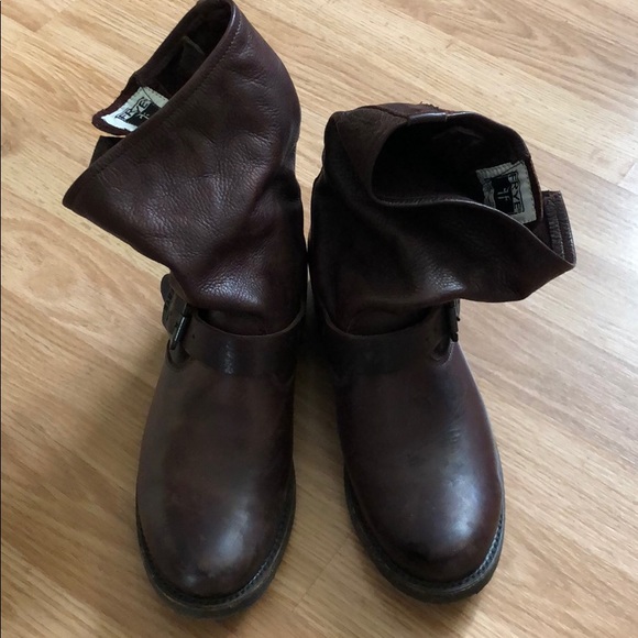 Frye Veronica Short Boots - Picture 1 of 7